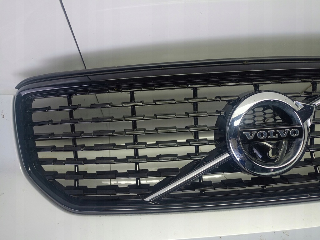 фото №8, Бампер volvo xc40 ii 17- перед лист inscription