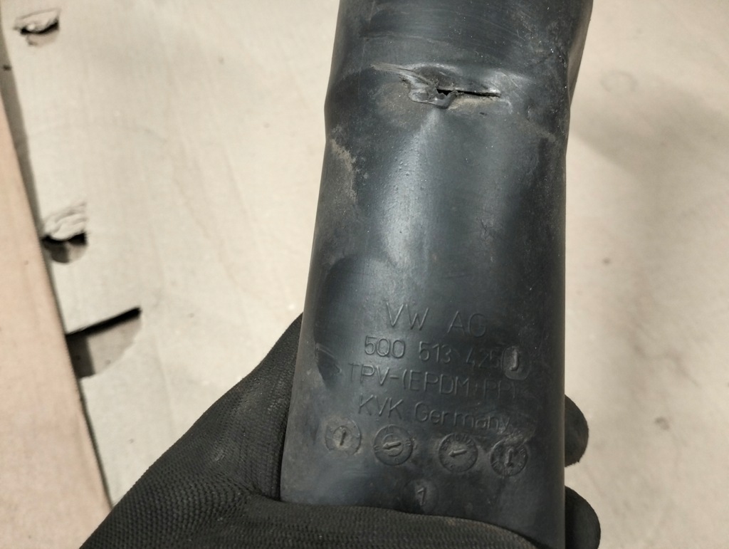 фото №10, Vw golf 7 hb захист кронштейн амортизатора 5q0512011fq 5q0513425j