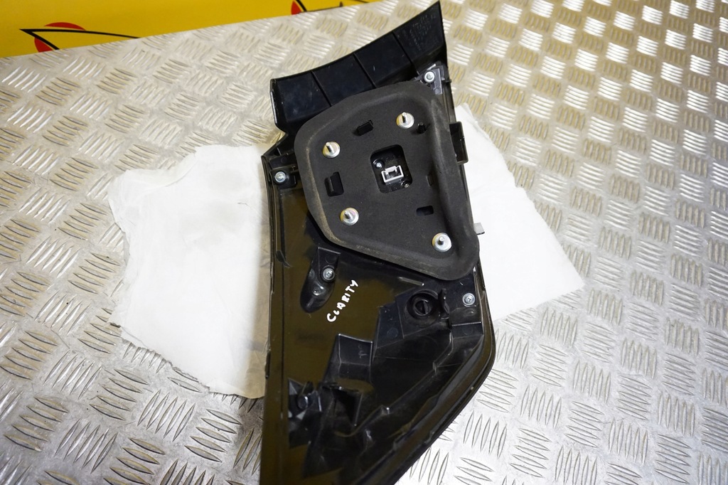 фото №9, Honda clarity 2017 2018 - лампа задня права задня led usa