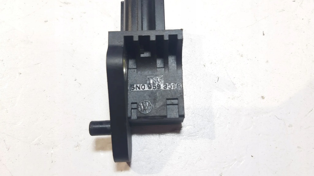 фото №5, Volkswagen passat b7 2014 датчики удара