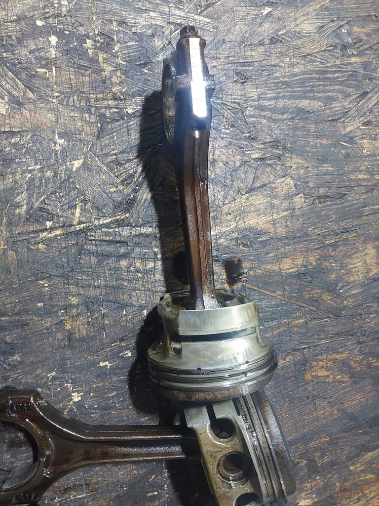 фото №8, Поршень шатун bmw e39 520i m52b20 1xvanos