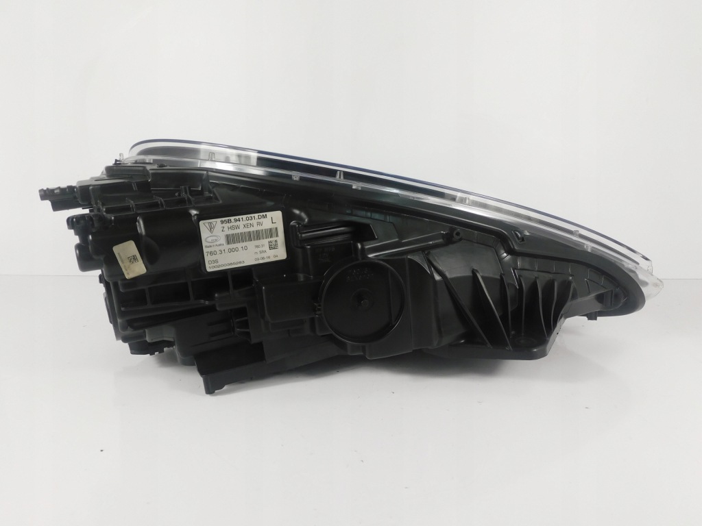 Porsche macan 95b фара ліва ксенон поворотний без  підсвічування 95b941031 в Україні