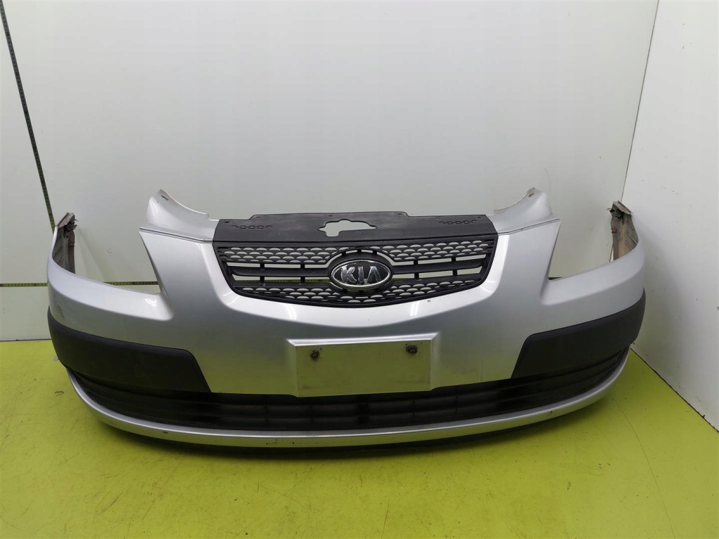 Купити Бампер перед передній kia rio 2 2005-2009 дорестайлінг  clear silver