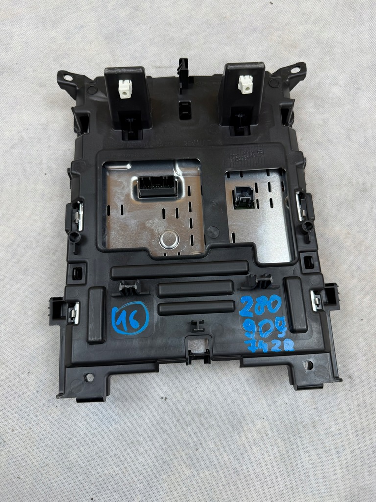 фото №6, Панель радіо дисплей renault megane iv 280909742r