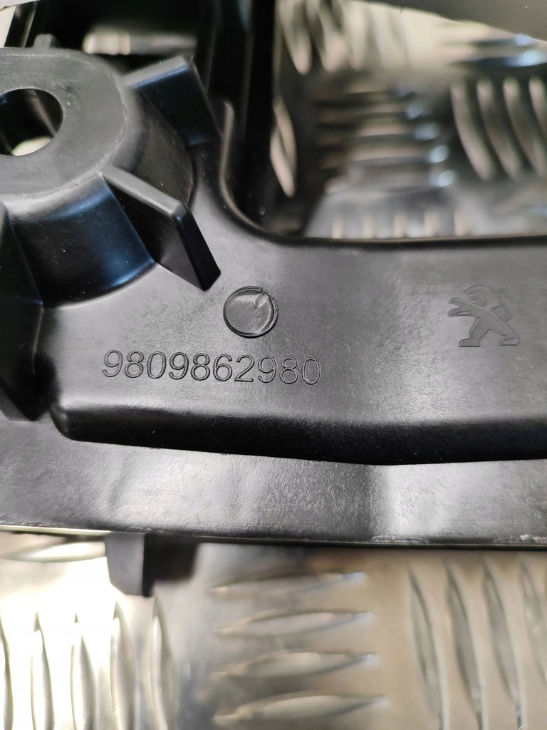 фото №9, Citroen ds7 crossback 2018 захист важіль гальма ручного