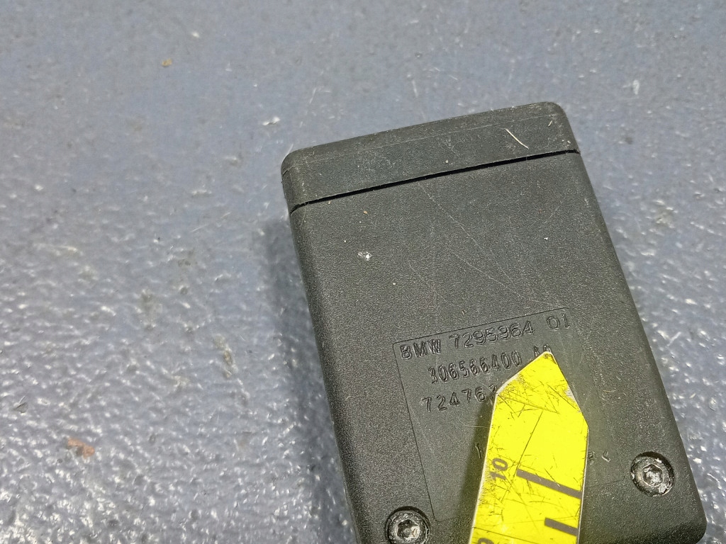 фото №7, Bmw x6 e71 e72 клипса поперечина безопасности правый перед 7295964