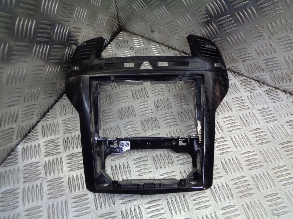 фото №1, Консоль средняя opel zafira b