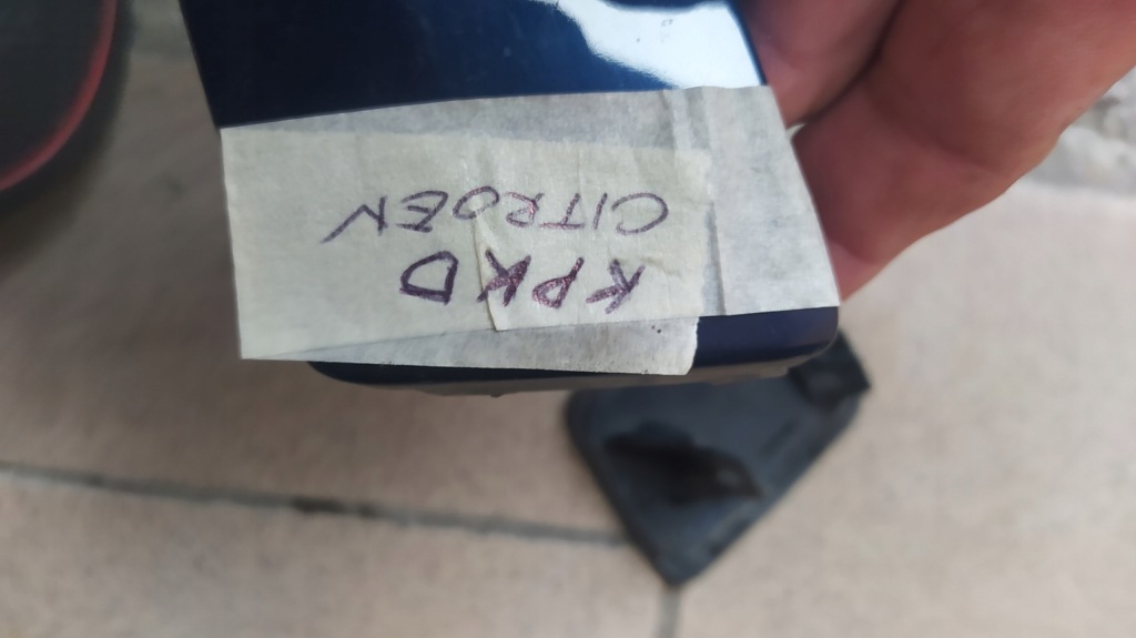 Заглушка spryskiacza ліва або права citroen c6 kolr kpkd Недорого