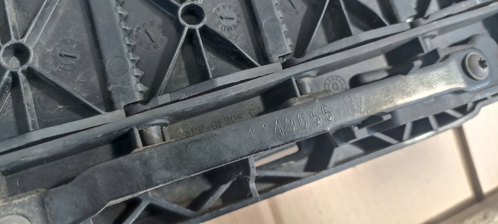 Решётка радиатора решётка радиатора жалюзи bmw 5 g30 g31 рестайлинг  1149055-02 Недорого