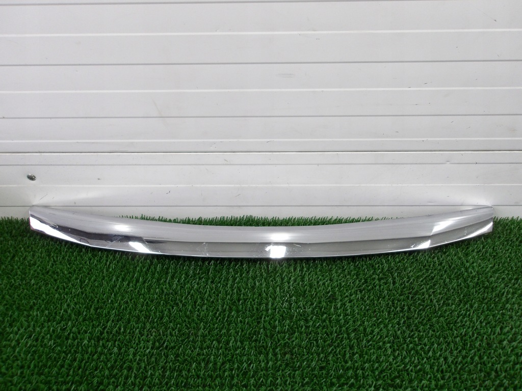 фото №1, Dacia sandero i 08-12 молдинг решётка перед хром оригинальный номер