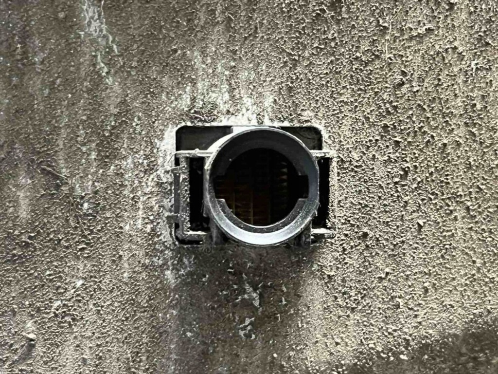 Крила перед сторона права nissan primastar 91160071 Доставка