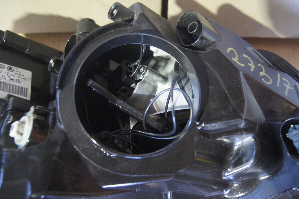 фото №12, Лампа левая led skoda fabia iii 6v1941015b