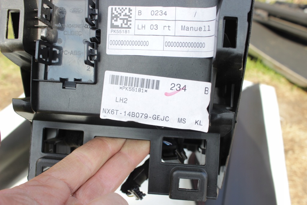 Focus iv focus mk4 st - підлокітник "st" Оригінал