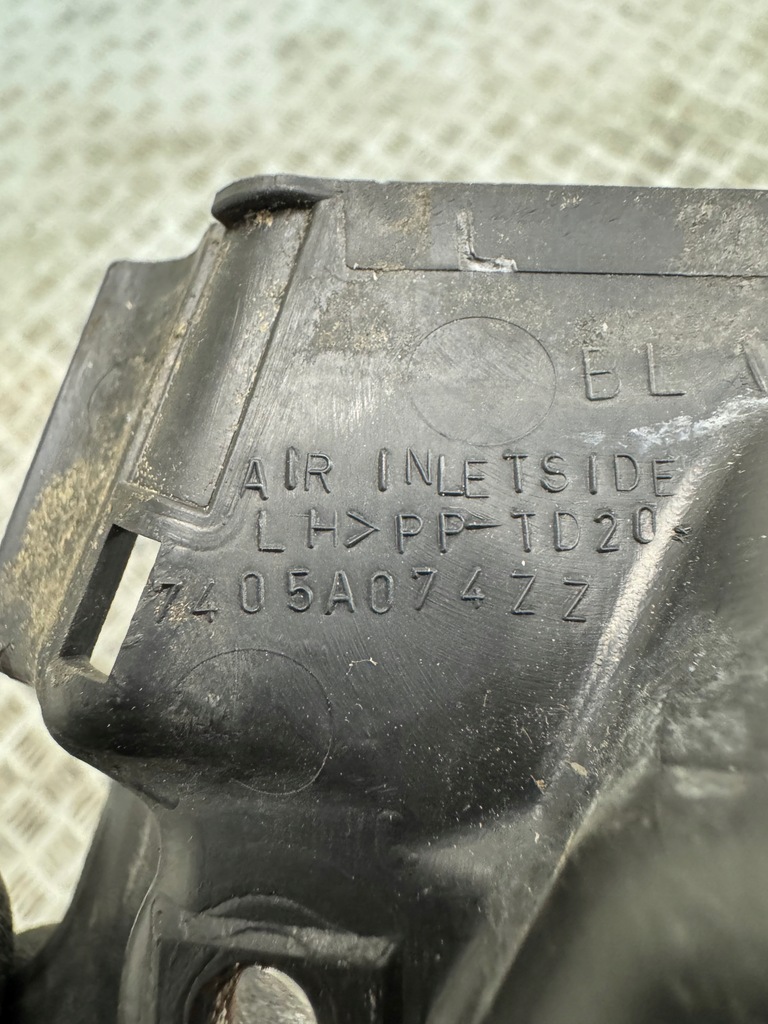 фото №8, Завершение жабо левая mitsubishi pajero iv 7405a074