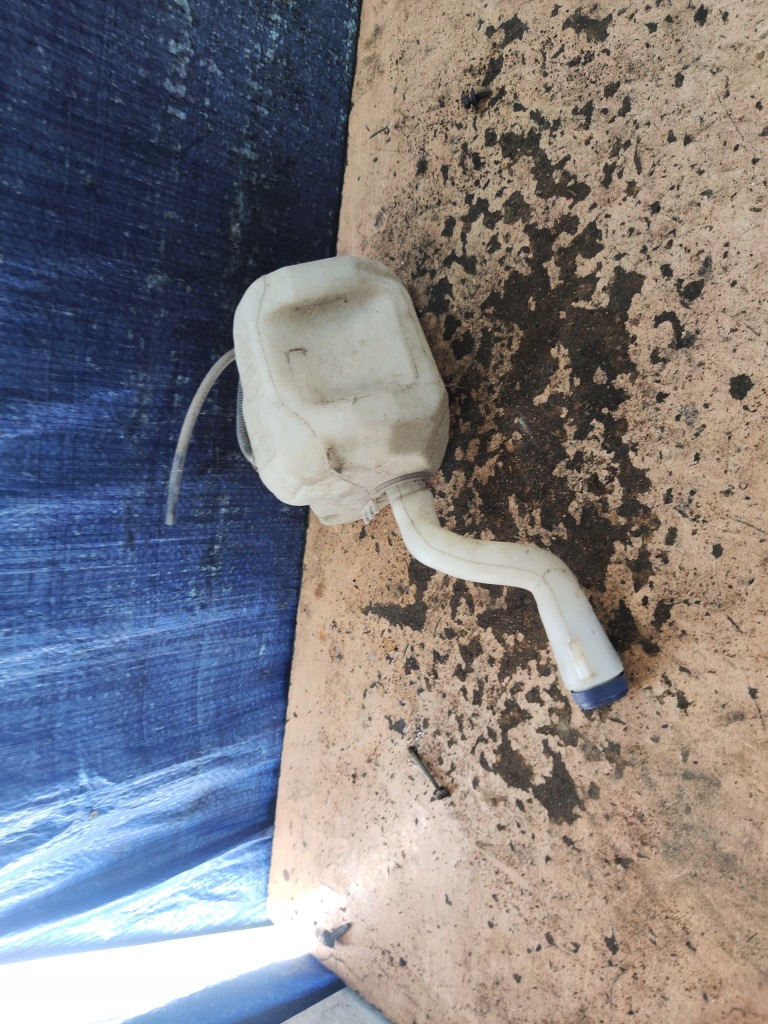 фото №1, Fiat grande punto бачок омывателя