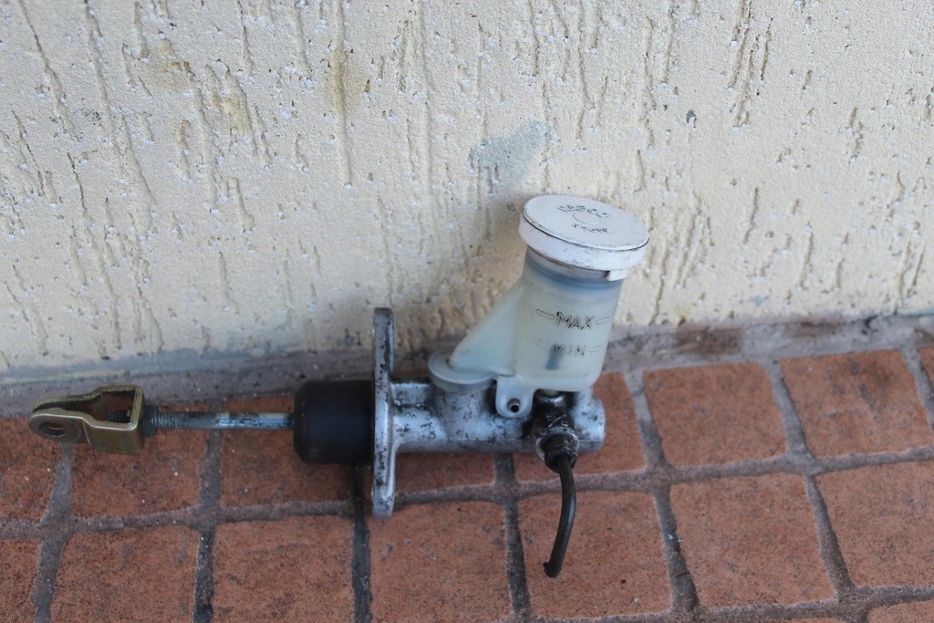 фото №1, Помпа зчеплення mitsubishi carisma