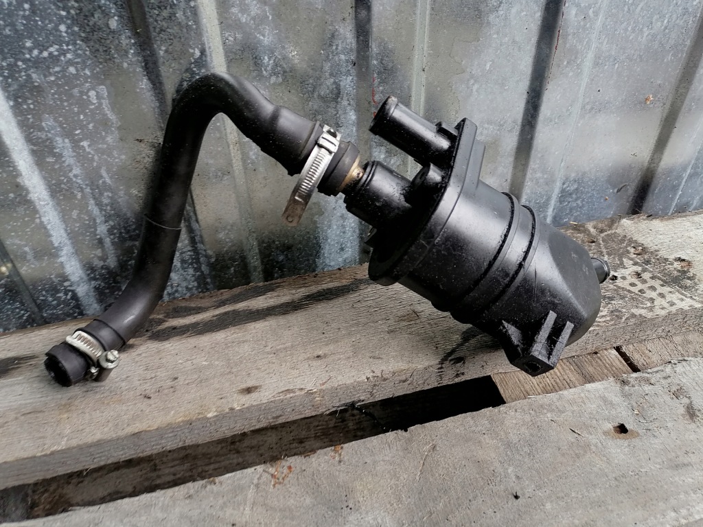 Купить Вентиляция картера opel zafira b 1.9 cdti 55196566