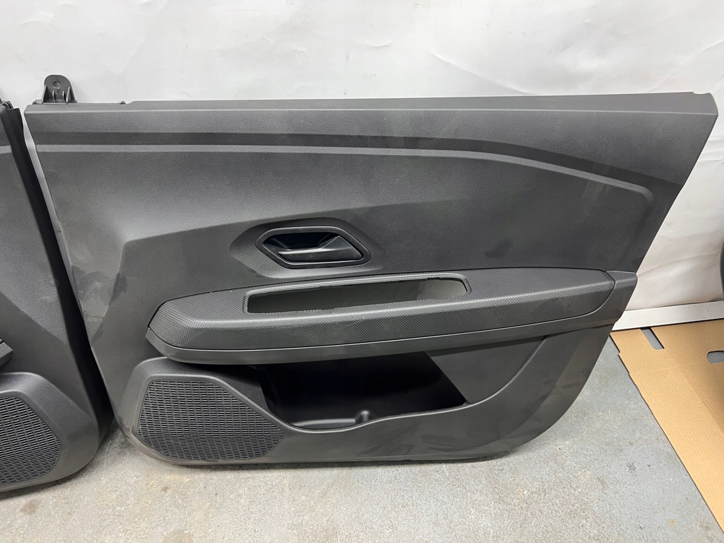 фото №10, Logan iii повний салон сидіння сидіння заднє сидіння