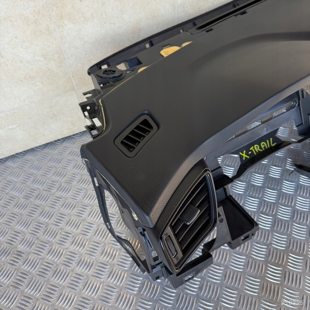 фото №6, Приборная панель комплектная подушка безопасности консоль ремни приборная панель nissan x-trail t32 lift 2020 rok