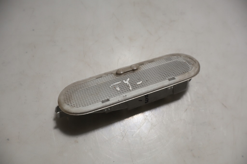 фото №1, Освітлення кабіни задня dacia lodgy