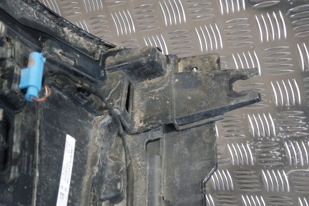 фото №4, Podswietlna правая молдинг порог mercedes sl 232 r232 amg