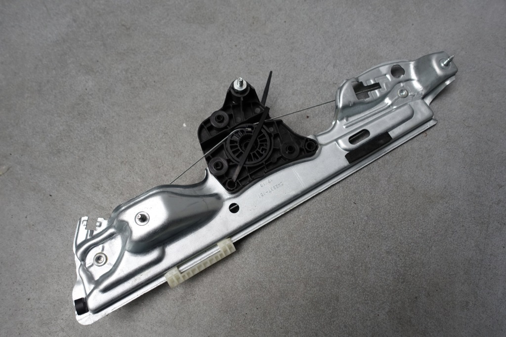 фото №1, Renault megane iv підйомник скло лівий задня