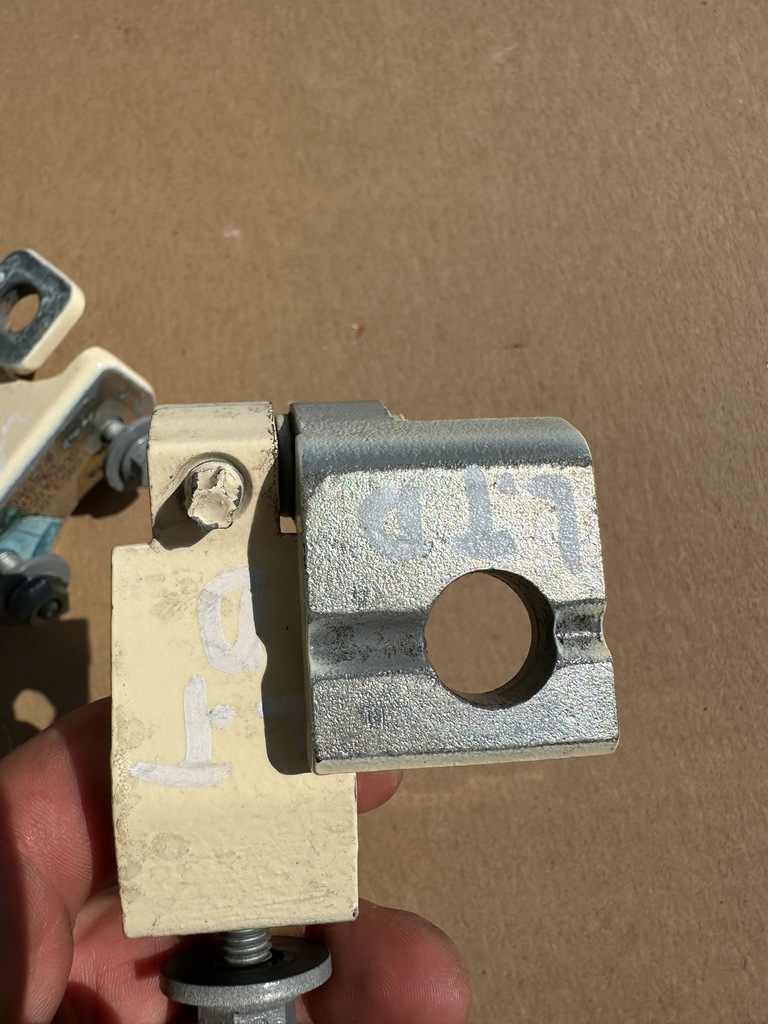 фото №8, Петля дверь левый задняя, левый задний mercedes gla w247, h247 c623