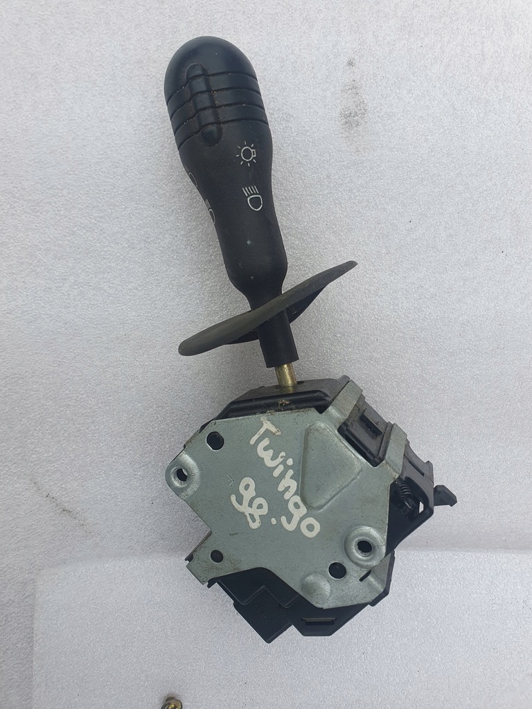 фото №11, Стекло с крышки задняя volkswagen golf iii стекло крышка багажника задняя chb