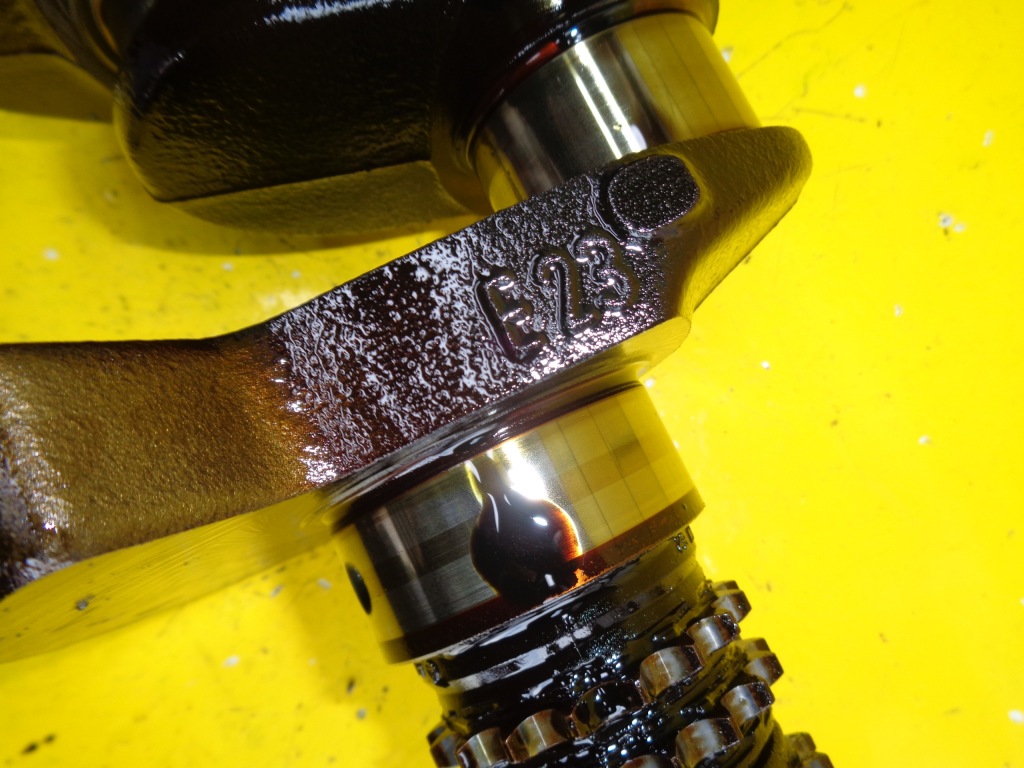 Mercedes clk w208 2.3k wał коленчатый Оригинал