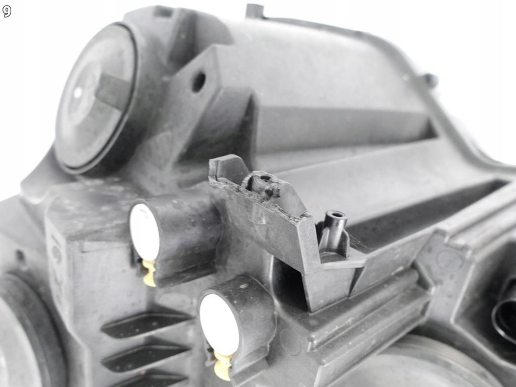 фото №10, Skoda karoq 57b 18- лампа правая обычная+ led eu