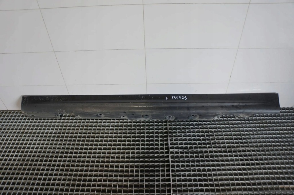 Купить Молдинг накладка порог порог левая - bmw 3 e46 седан - 8209755