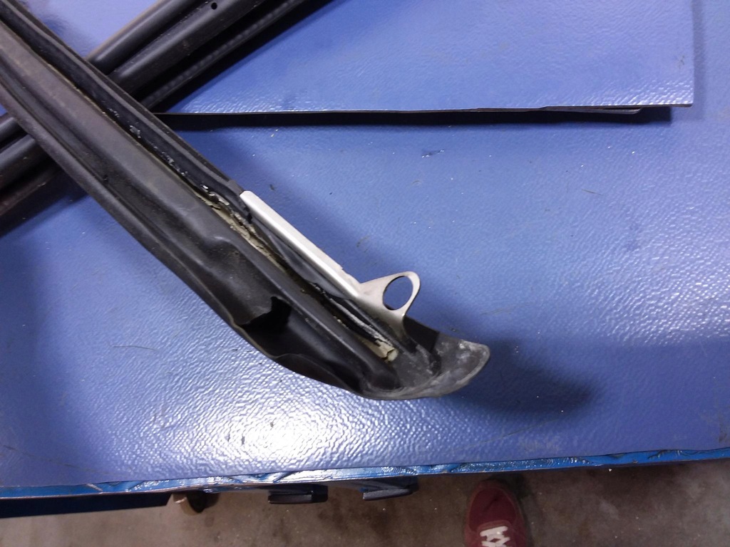 фото №4, Boxster 987 прокладка дверь левая 98753707503