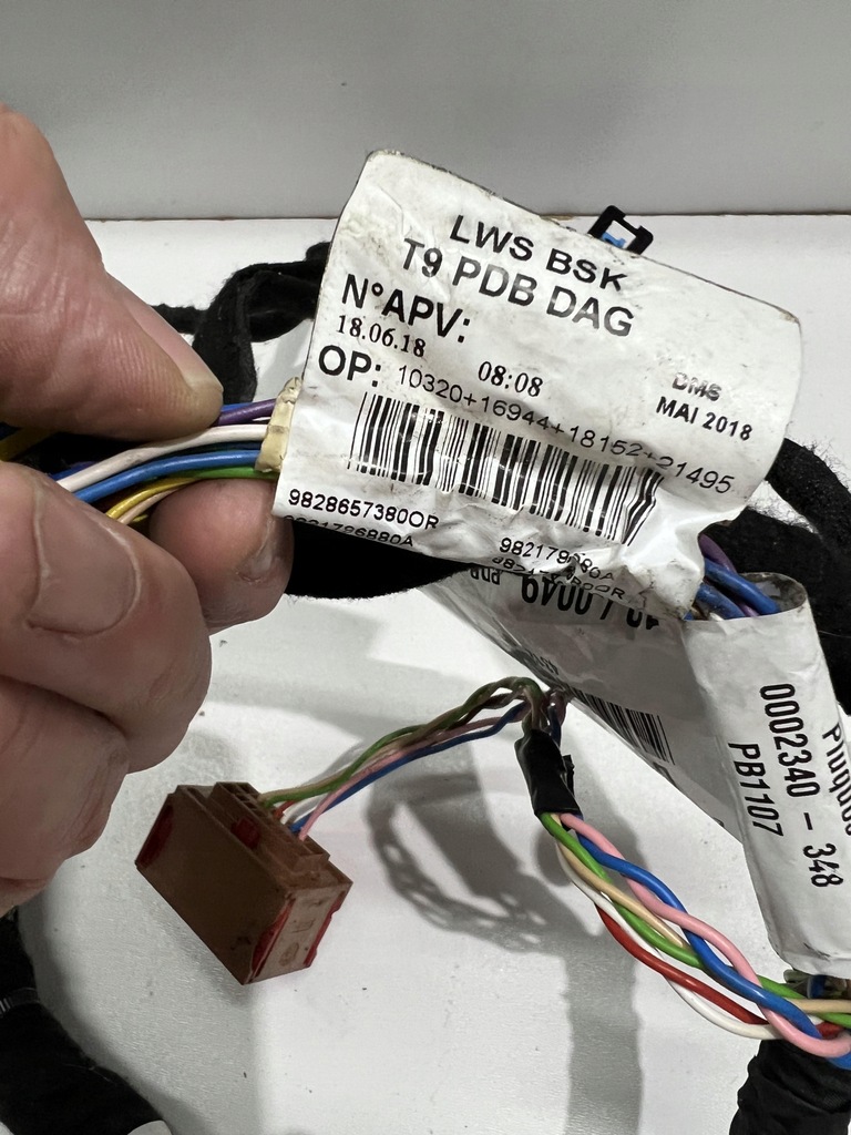 фото №4, Peugeot 308 t9 электропроводка консоли