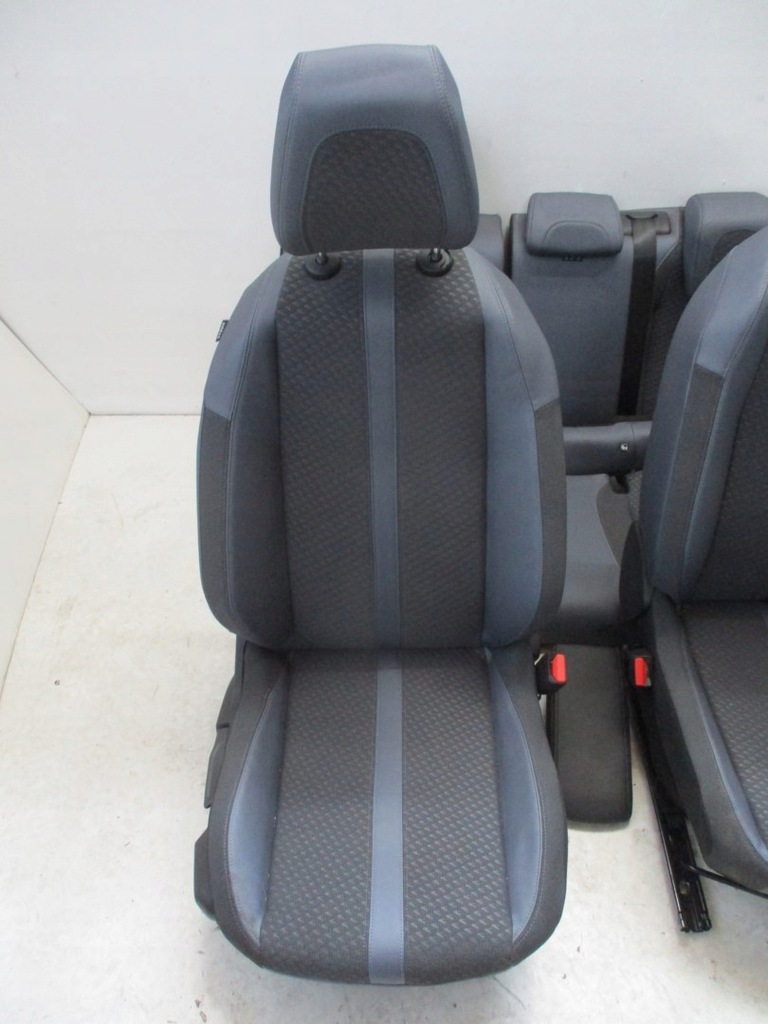 фото №9, Оббивка pół шкіра сидіння peugeot 2008 20r