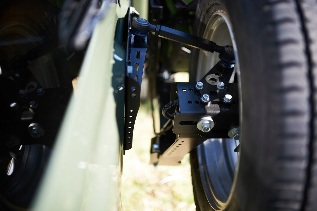 фото №8, Кронштейн кронштейн колеса запасного suzuki jimny iv