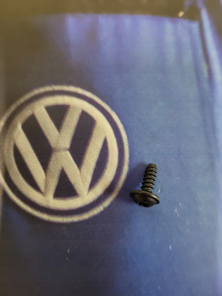 фото №3, Новий оригінал blachowkręt vw crafter 06-16 оригінальний номер wht001440