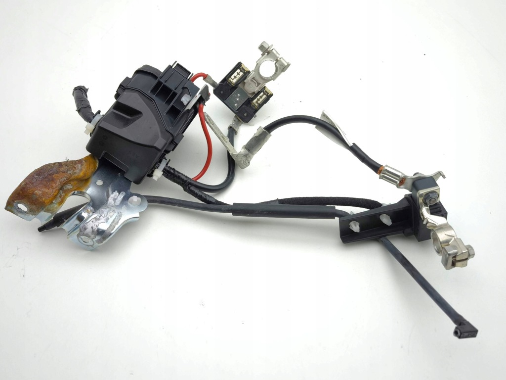 фото №11, Lexus ux 2020 клема плюсова 8216576020a