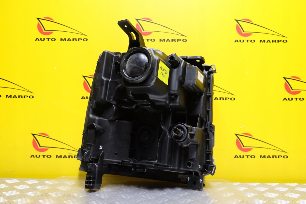 Chevrolet silverado 2016 фара лампа ксенон америка Доставка