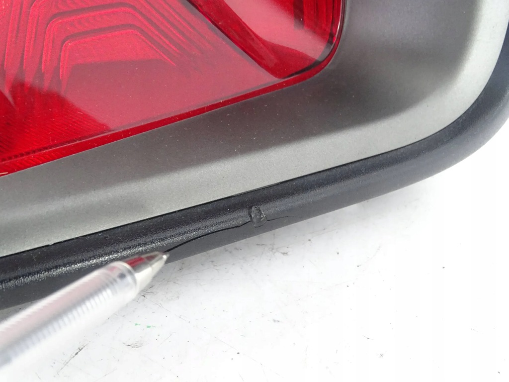 фото №4, Лампа задня задня ліва jeep renegade