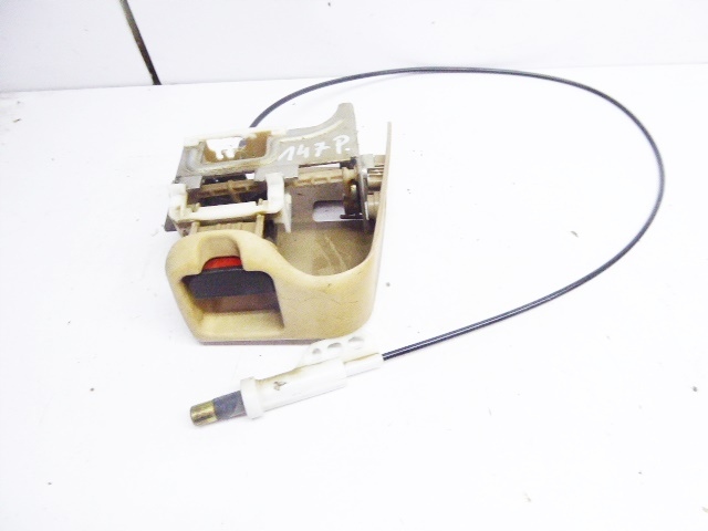 фото №1, Alfa romeo 147 ручка замок сиденье задняя правая 3d