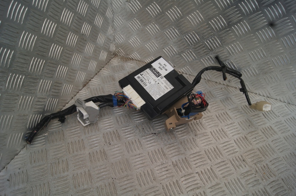 фото №1, Subaru xv ii crosstrek ii модуль bcm 88802fl040, 231300-2191