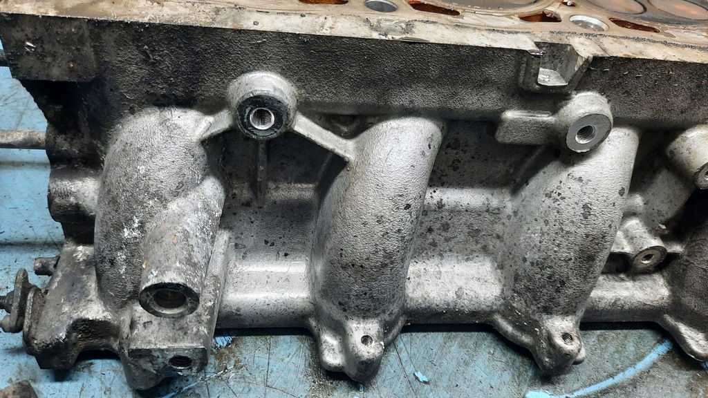 фото №11, Головка двигателя 9634559710 peugeot 807 2.2 hdi