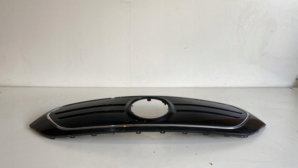 Купити Mercedes w243 eqb решітка радіатора решітка  радіатора a2438880100