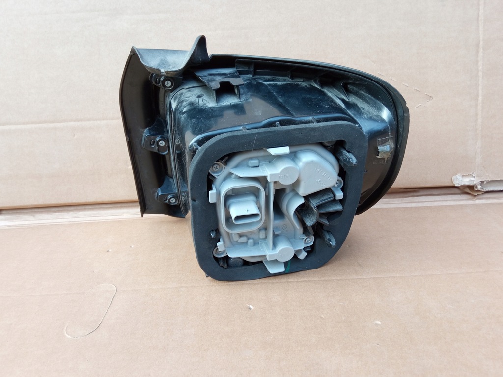 фото №2, Лампа задняя jeep renegade