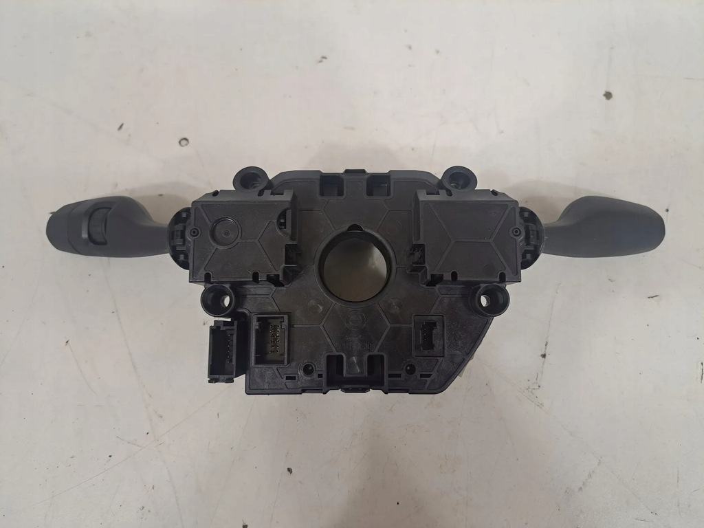 фото №7, Bmw x1 f48 f49 2016 панели управление, переключатели