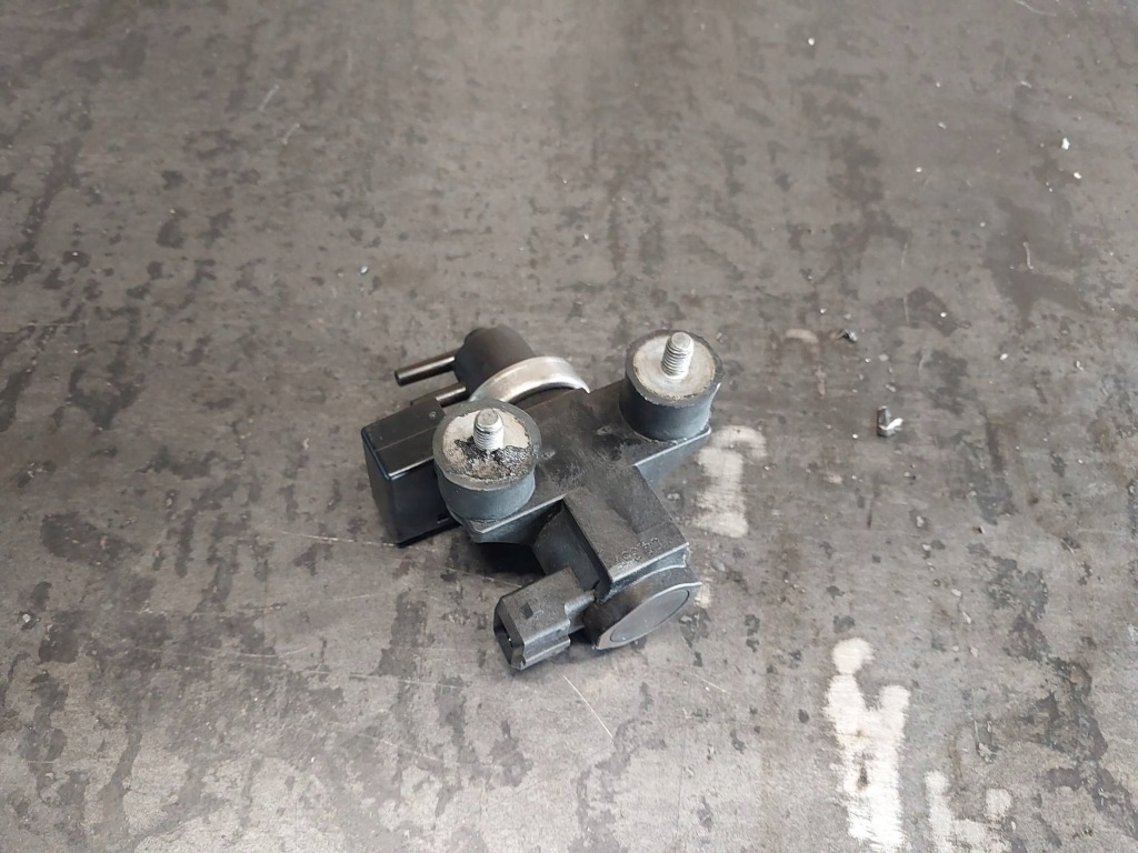 фото №6, Клапан вакуумa bmw 3 e46 320d m47d20 204d4 150km 2247906