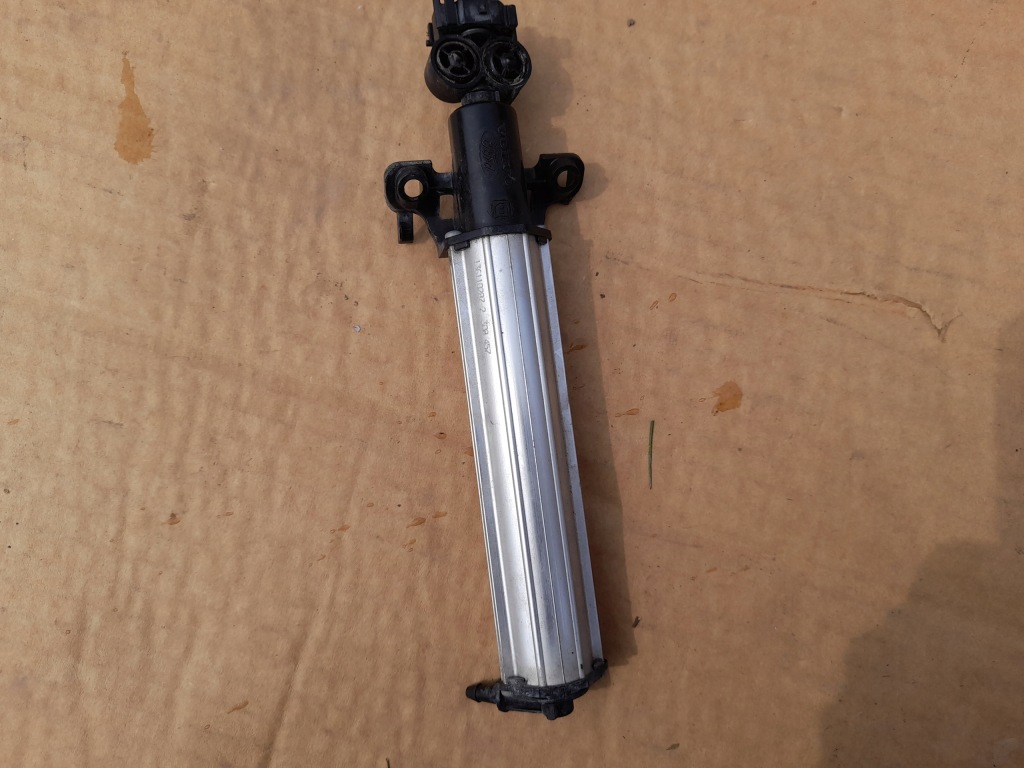 фото №1, Насадка распылителя volvo xc60 v60