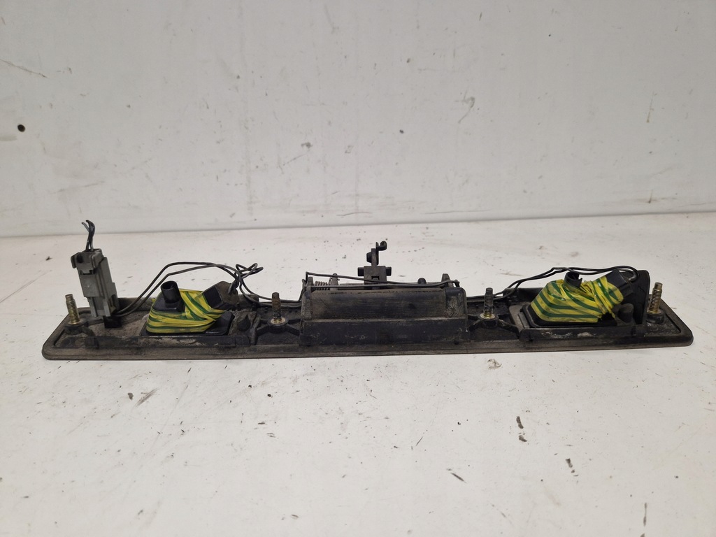 фото №8, Накладка ручка лампа молдинг кришки багажника volvo v70 ii 2.5 tdi