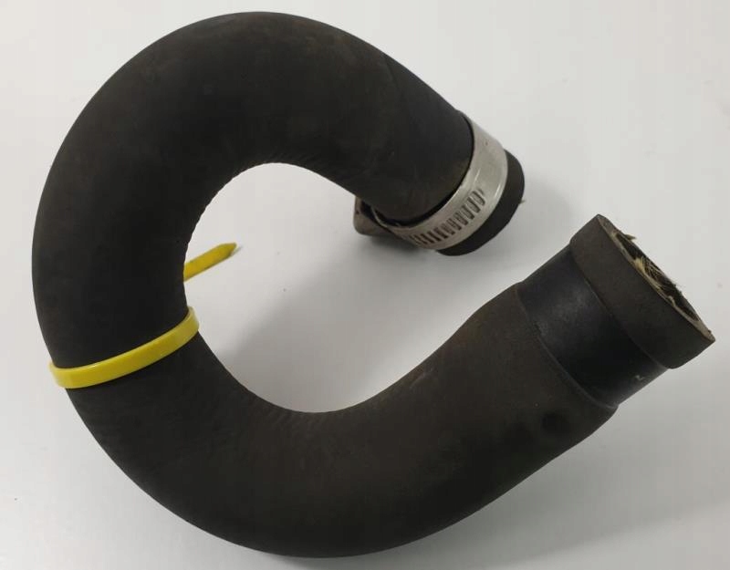 Пабтрубок  труба воды volvo v40 s40 2.0 t Цена