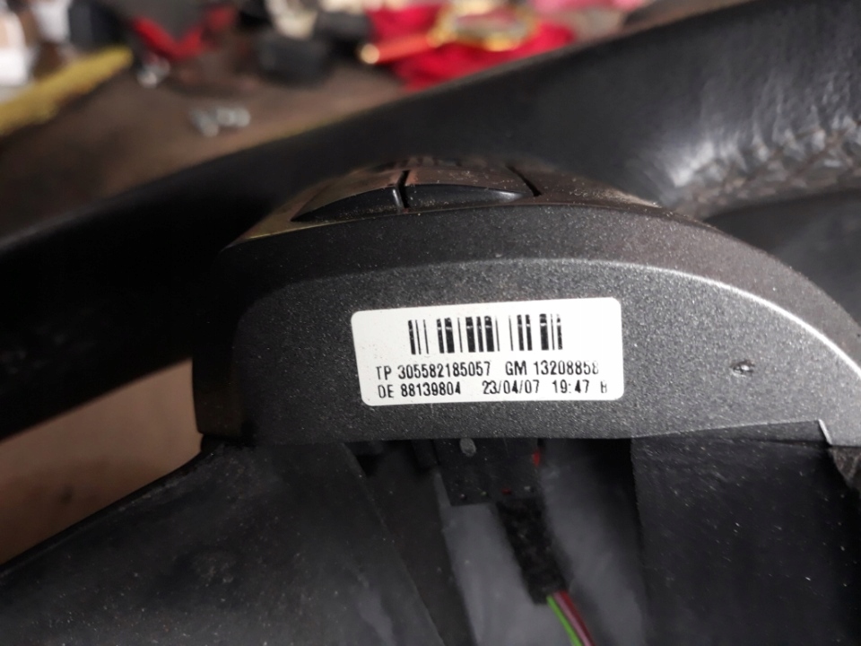 Повітропровід шкіра мультифункція gm opel vectra c fl signum 13208853 13203886 Доставка